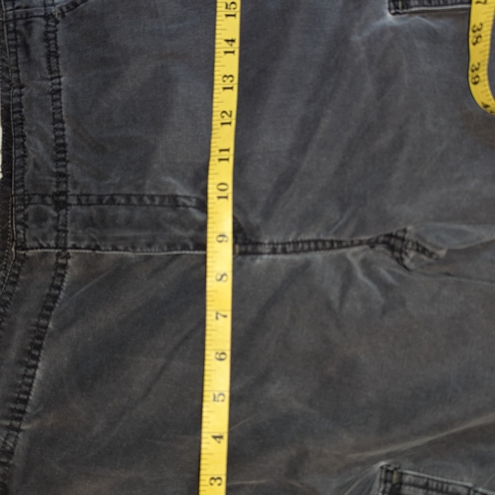 Polo Jeans Co. - Lightweight Boot cut Cargo Gray Pants - Size 6 - Great Conditio - Picture 7 of 7